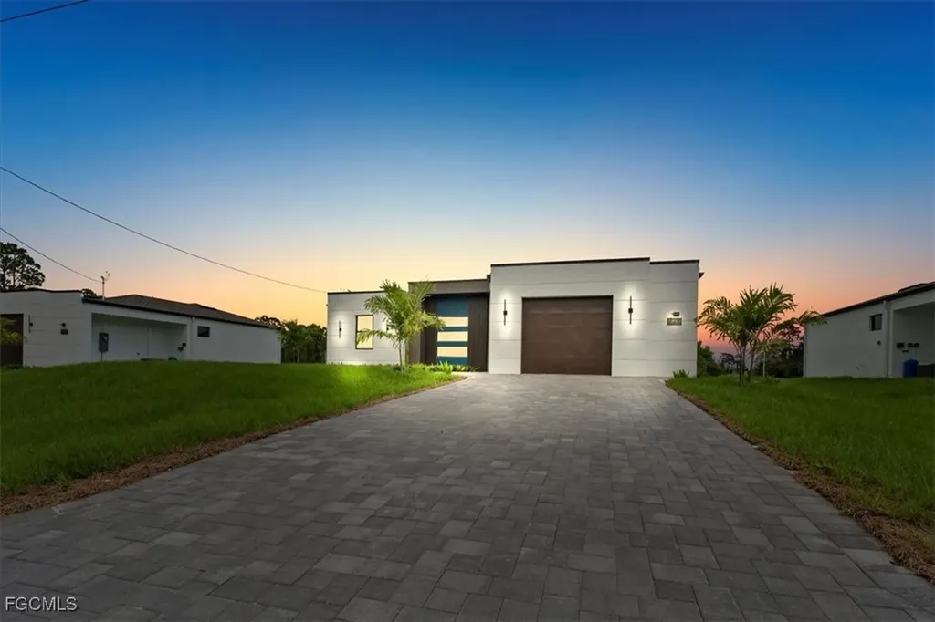 729 Colyer Street E Lehigh Acres FL 33974