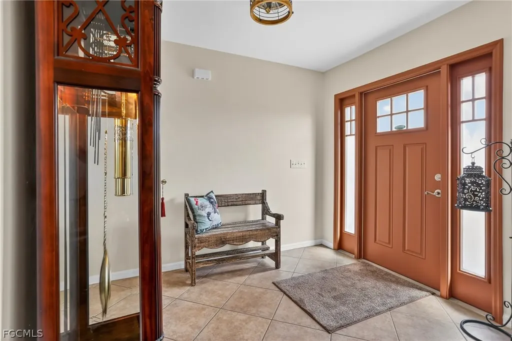 1425 SE 21st Terrace Cape Coral FL 33990