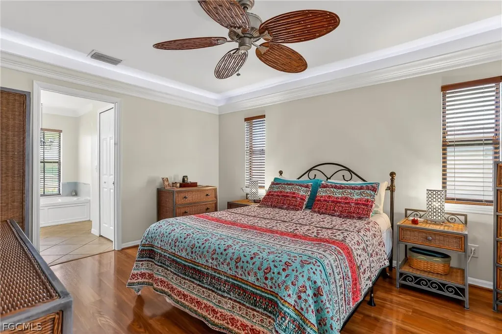 1425 SE 21st Terrace Cape Coral FL 33990
