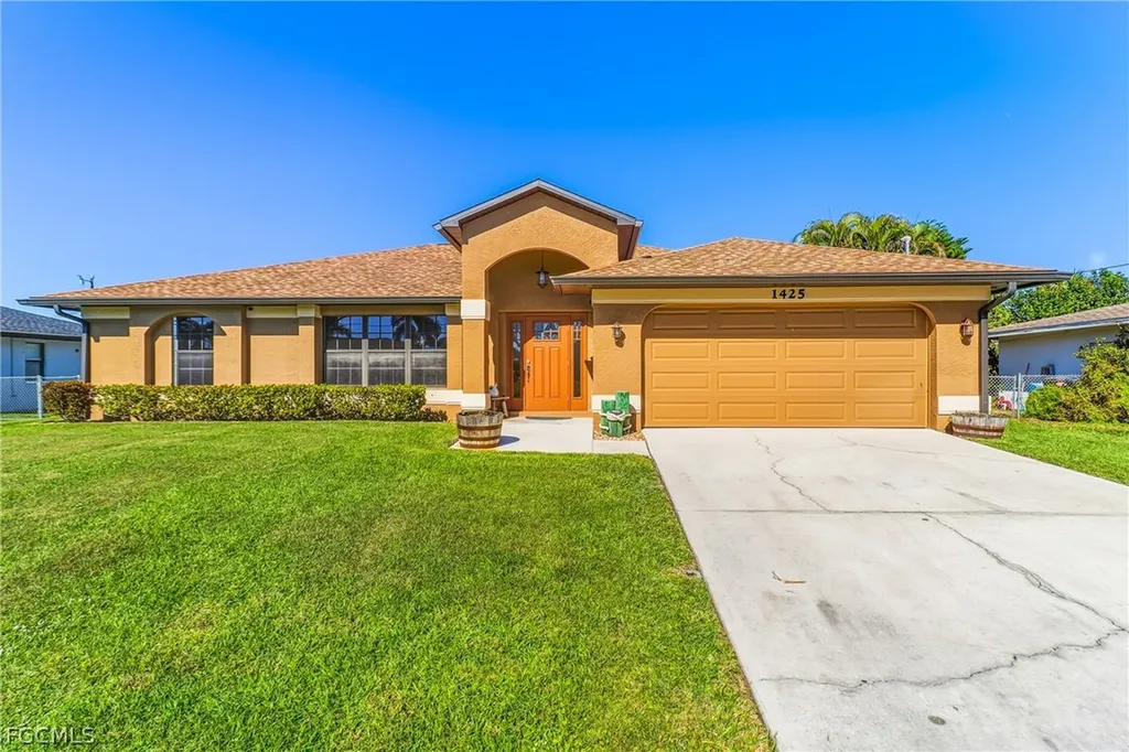 1425 SE 21st Terrace Cape Coral FL 33990