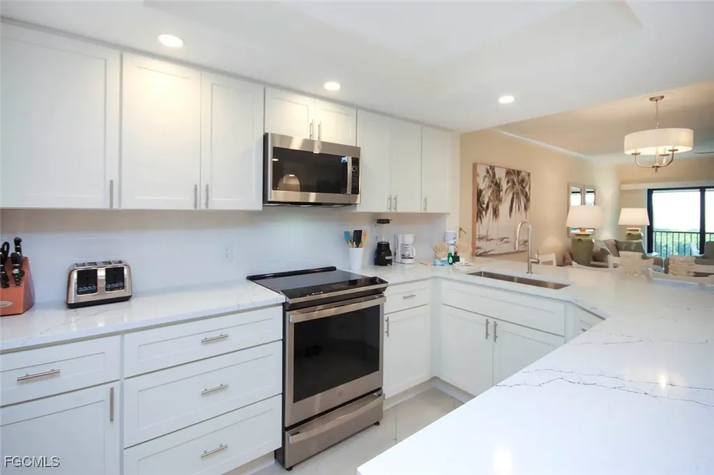 1785 Middle Gulf Drive Sanibel FL 33957