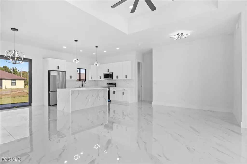 4006 5th Street SW Lehigh Acres FL 33976