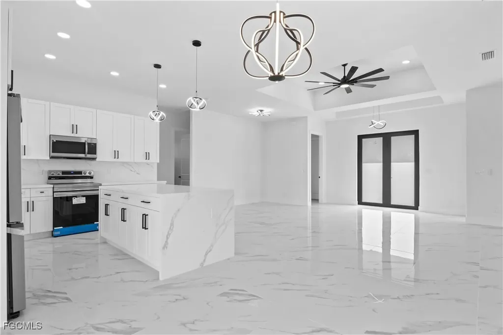 4006 5th Street SW Lehigh Acres FL 33976