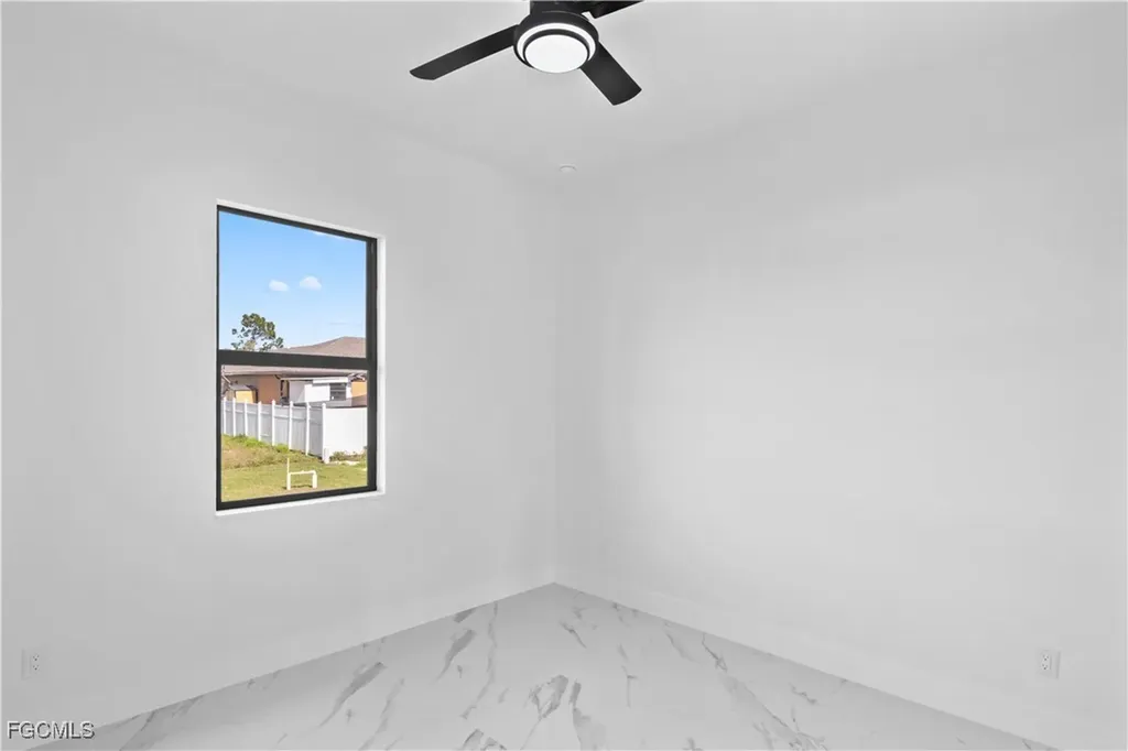 4006 5th Street SW Lehigh Acres FL 33976