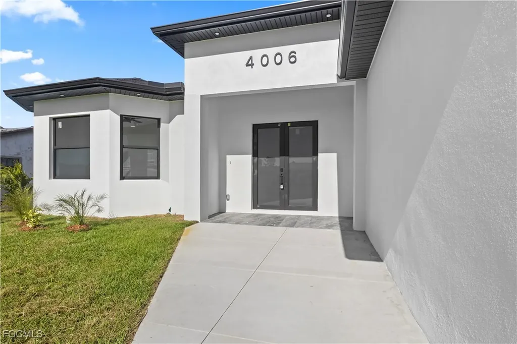 4006 5th Street SW Lehigh Acres FL 33976
