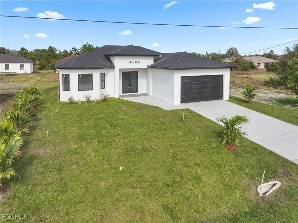 4006 5th Street SW Lehigh Acres FL 33976