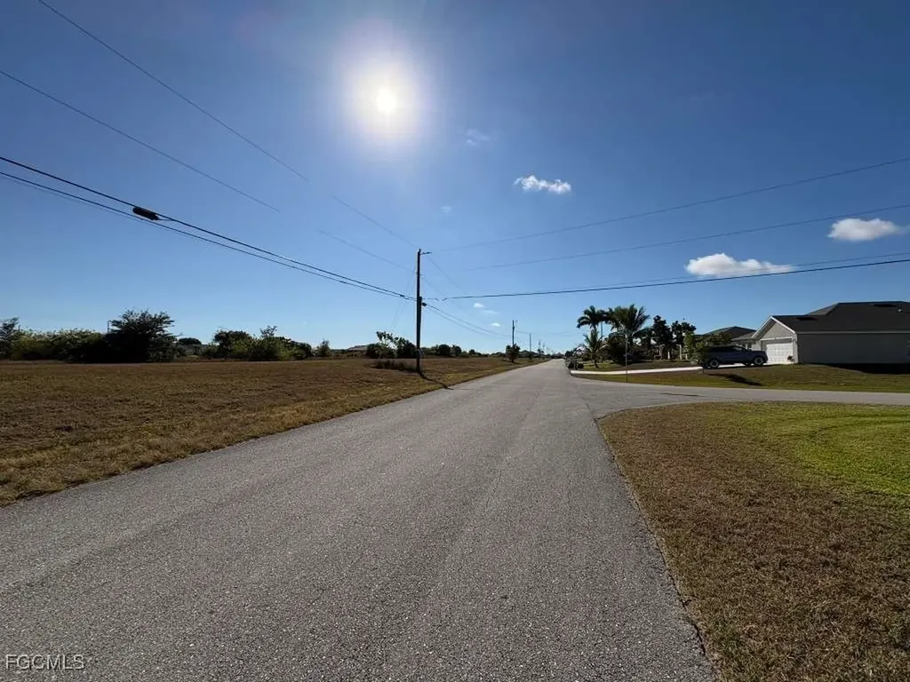 1203 NW 9th Place Cape Coral FL 33993