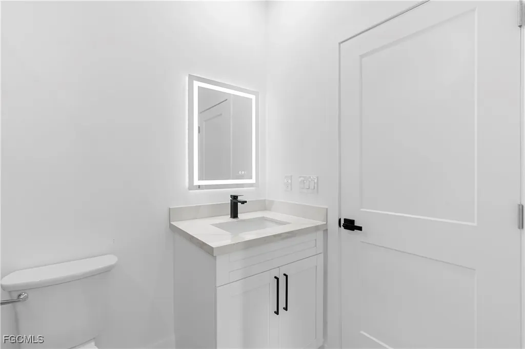 2728 Tropicana Parkway W Cape Coral FL 33993