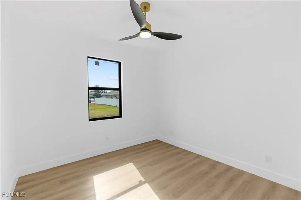 2728 Tropicana Parkway W Cape Coral FL 33993