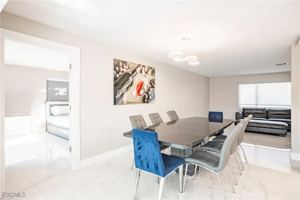 1936 Palaco Grande Parkway Cape Coral FL 33904