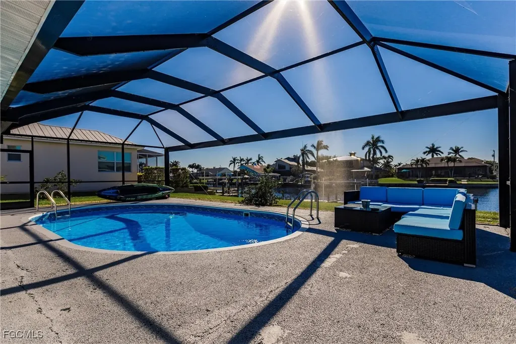 1936 Palaco Grande Parkway Cape Coral FL 33904