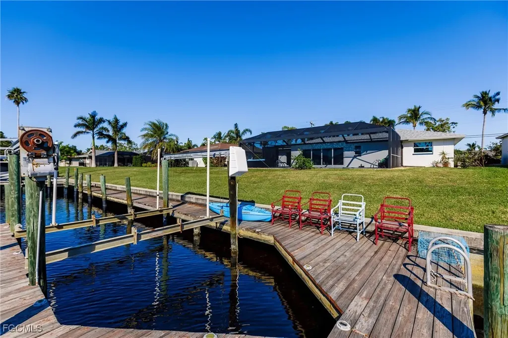 1936 Palaco Grande Parkway Cape Coral FL 33904