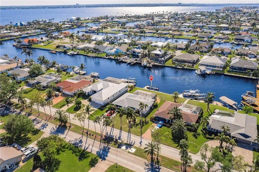 1936 Palaco Grande Parkway Cape Coral FL 33904