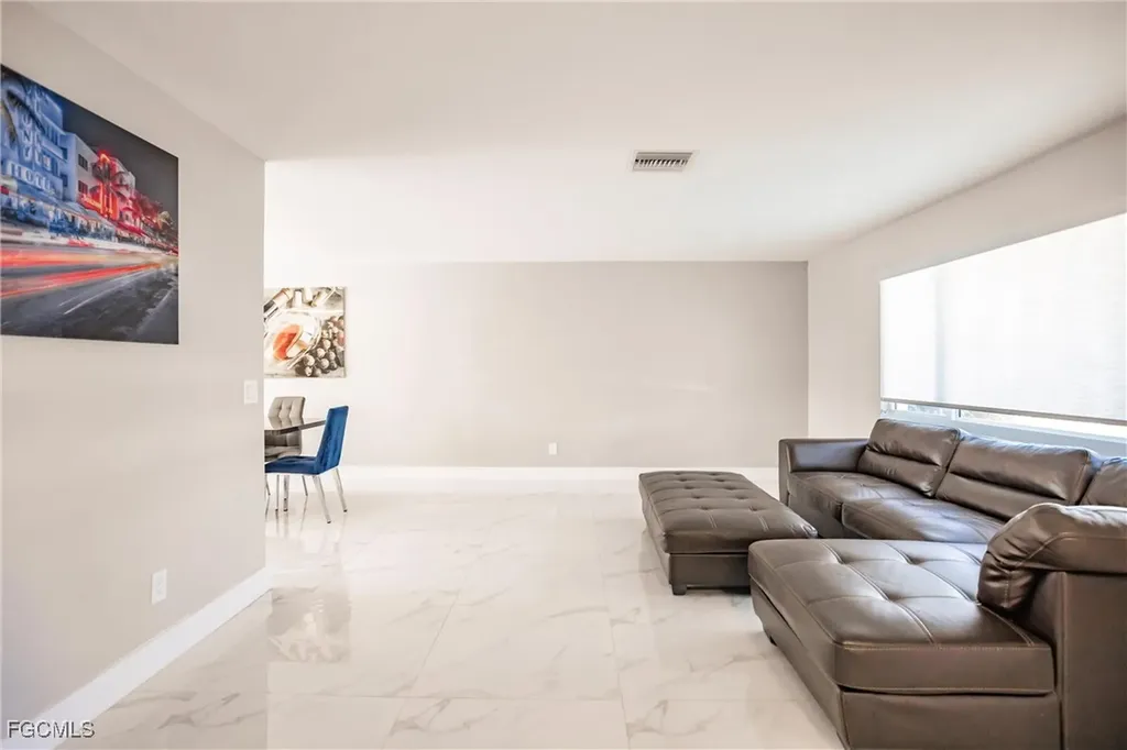 1936 Palaco Grande Parkway Cape Coral FL 33904