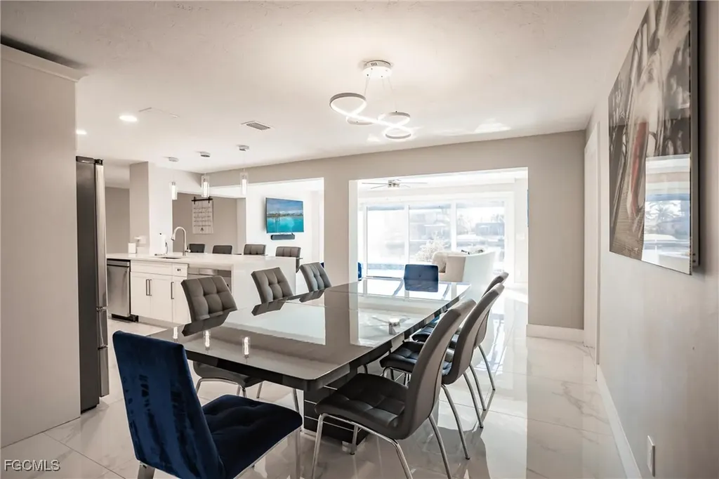 1936 Palaco Grande Parkway Cape Coral FL 33904