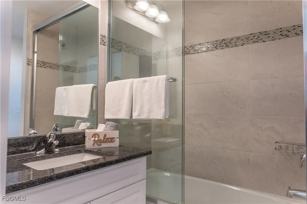 3318 SW 8th Place Cape Coral FL 33914
