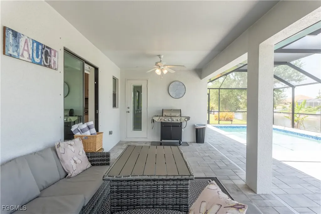 3318 SW 8th Place Cape Coral FL 33914