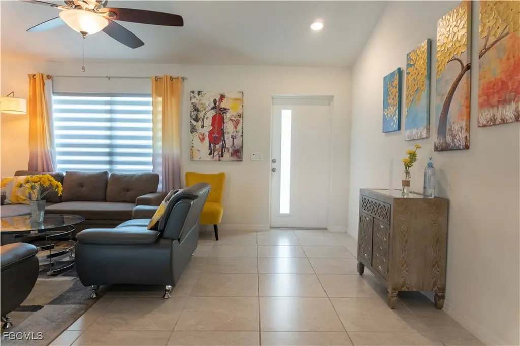 3318 SW 8th Place Cape Coral FL 33914