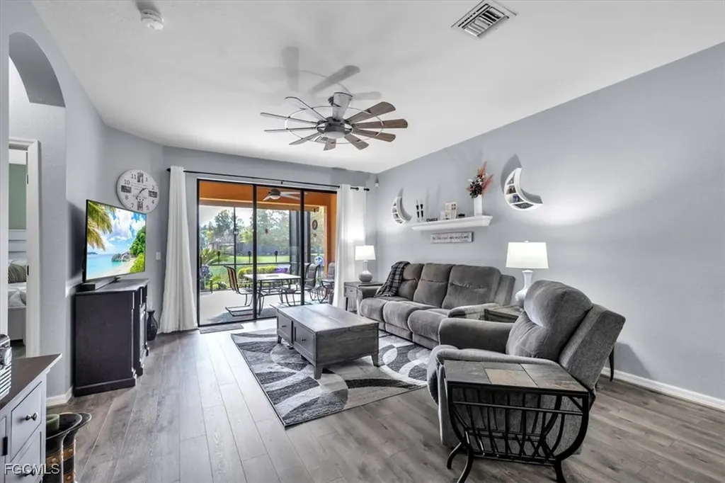 3717 Pino Vista Way Estero FL 33928