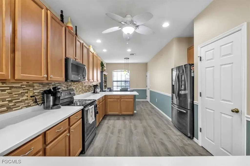 3717 Pino Vista Way Estero FL 33928
