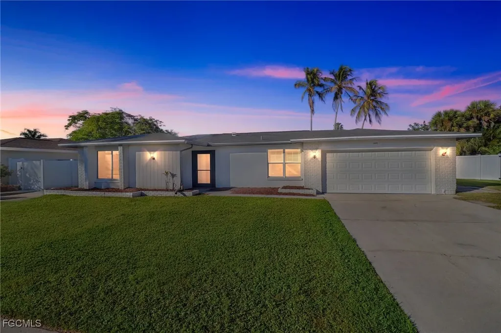 1495 Charmont Place Fort Myers FL 33919