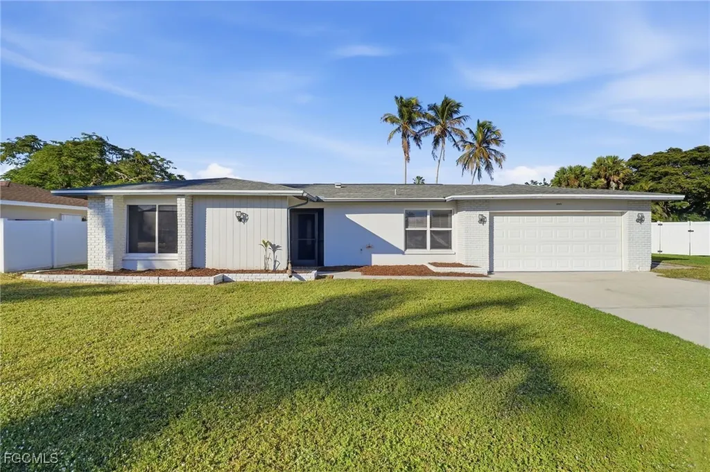 1495 Charmont Place Fort Myers FL 33919