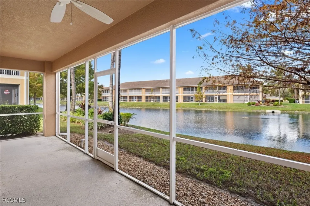 Cape Coral FL, 1076 Winding Pines Circle, Unit 101
