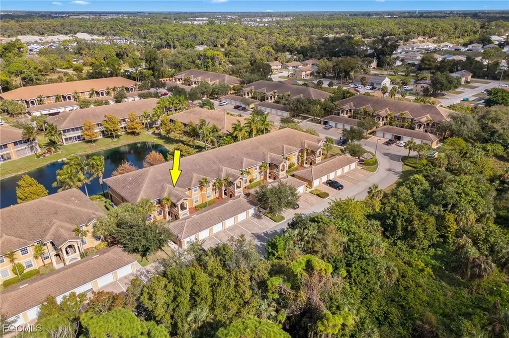 1076 Winding Pines Circle Cape Coral FL 33909