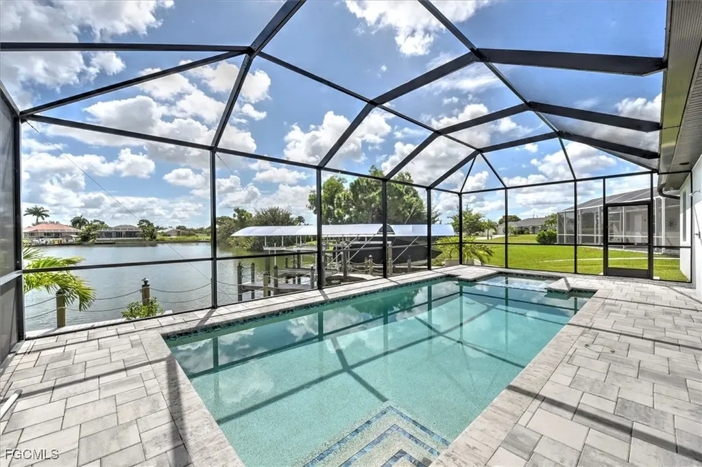 3113 SW 18th Avenue Cape Coral FL 33914