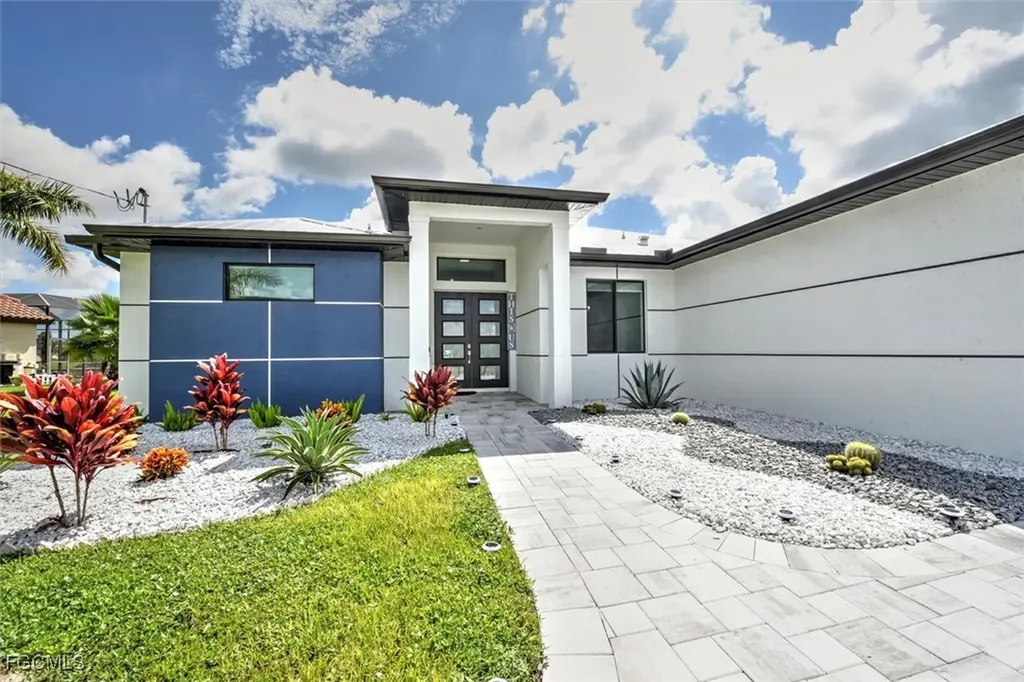 3113 SW 18th Avenue Cape Coral FL 33914