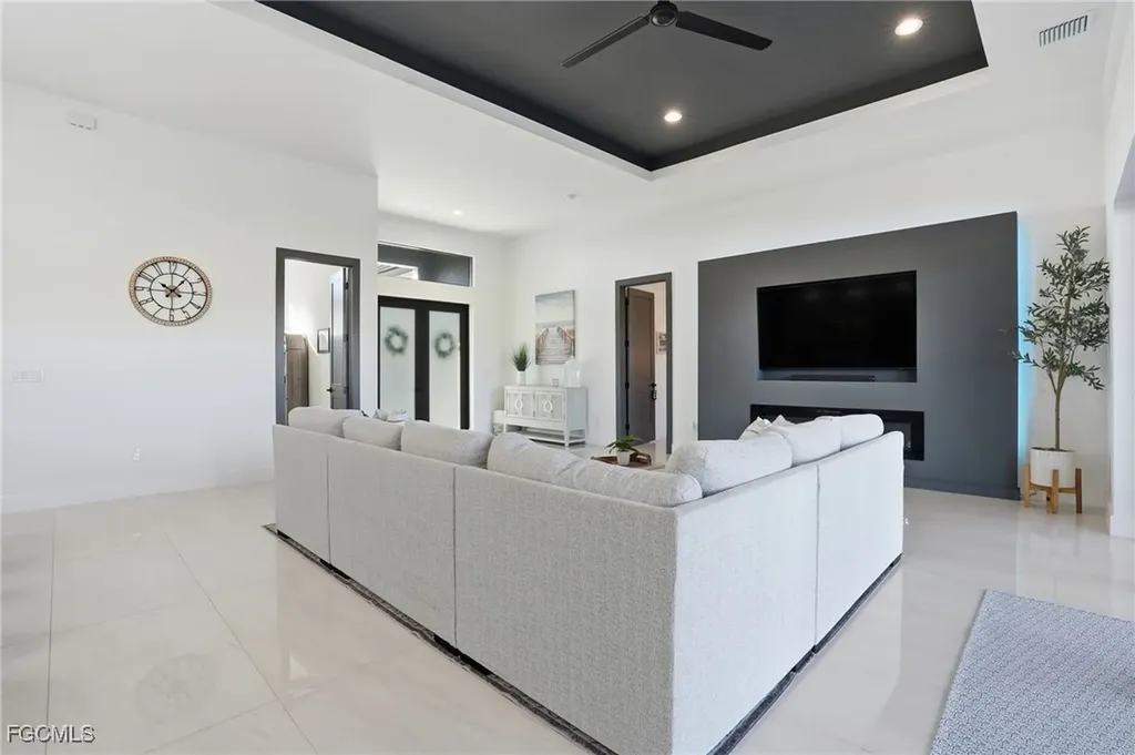 1409 SW 28th Terrace Cape Coral FL 33914