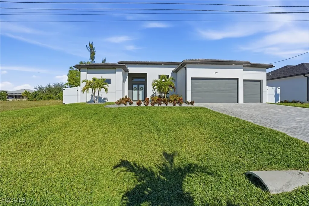 1409 SW 28th Terrace Cape Coral FL 33914
