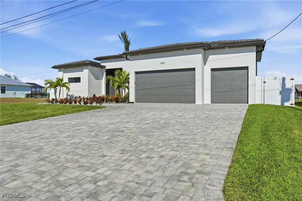 1409 SW 28th Terrace Cape Coral FL 33914