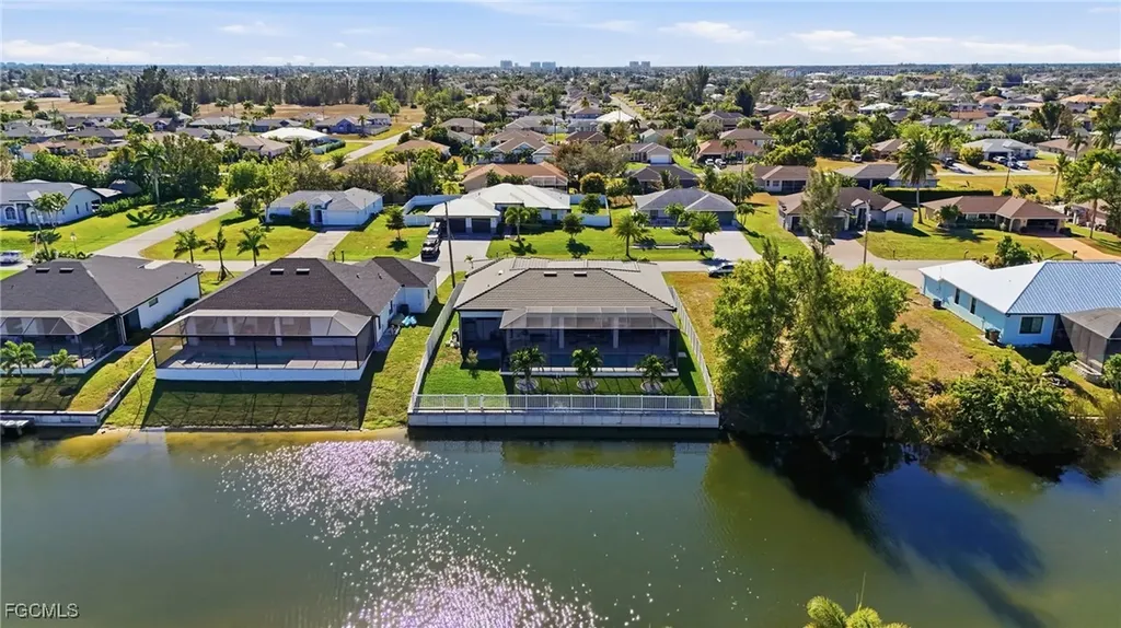 1409 SW 28th Terrace Cape Coral FL 33914