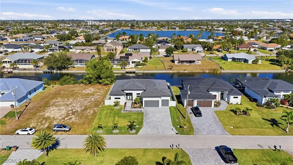 1409 SW 28th Terrace Cape Coral FL 33914