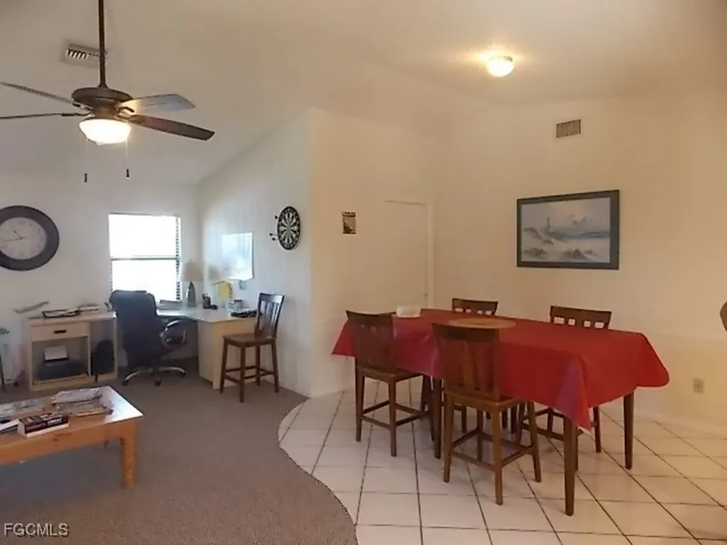 854 SE 41st Street Cape Coral FL 33904