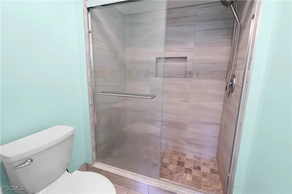 1210 Hazeltine Drive Fort Myers FL 33919