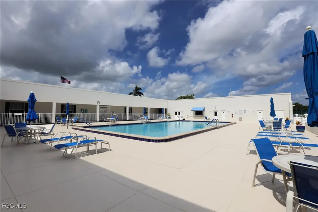 1210 Hazeltine Drive Fort Myers FL 33919