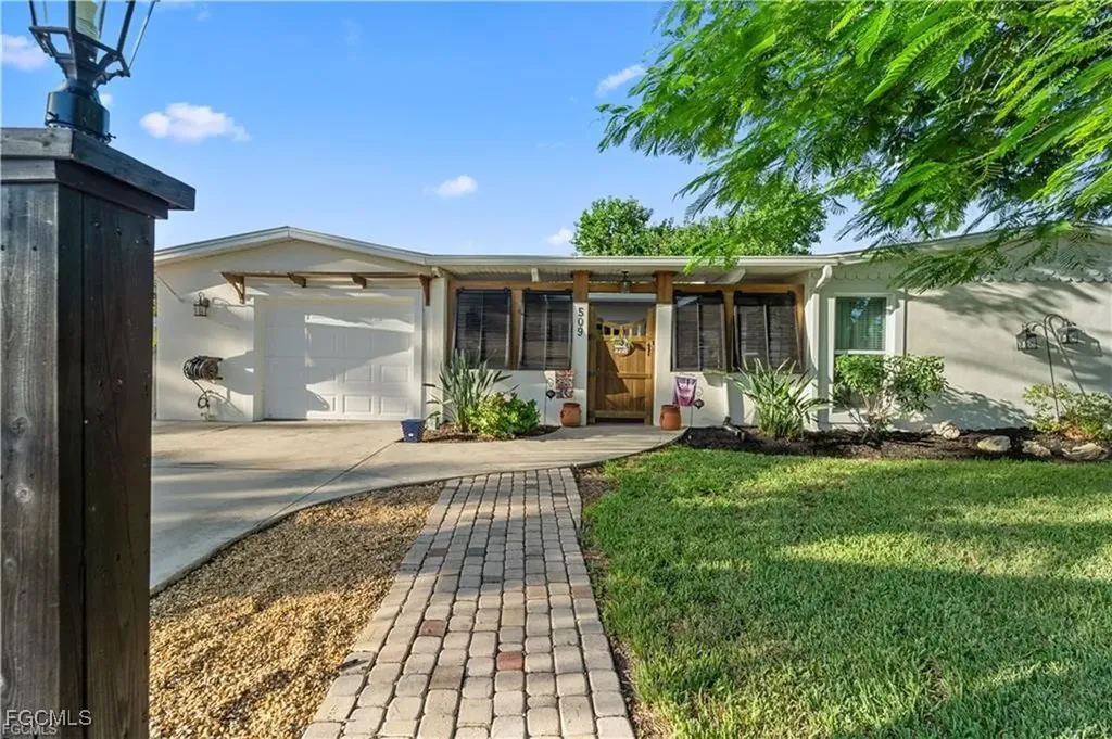 509 Val Mar Drive Fort Myers FL 33919