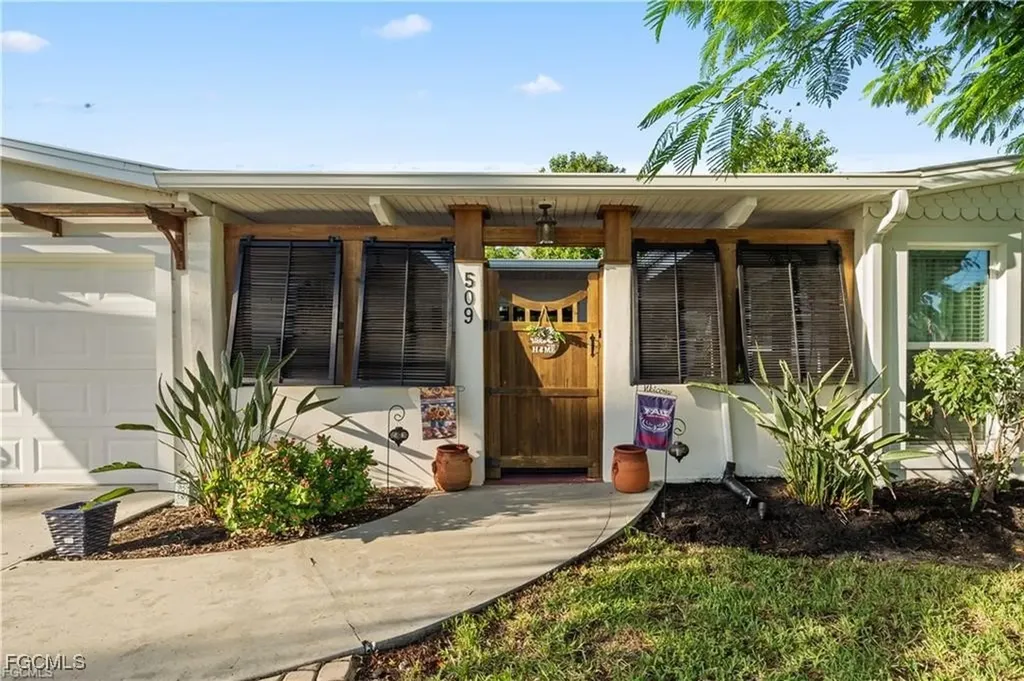 509 Val Mar Drive Fort Myers FL 33919