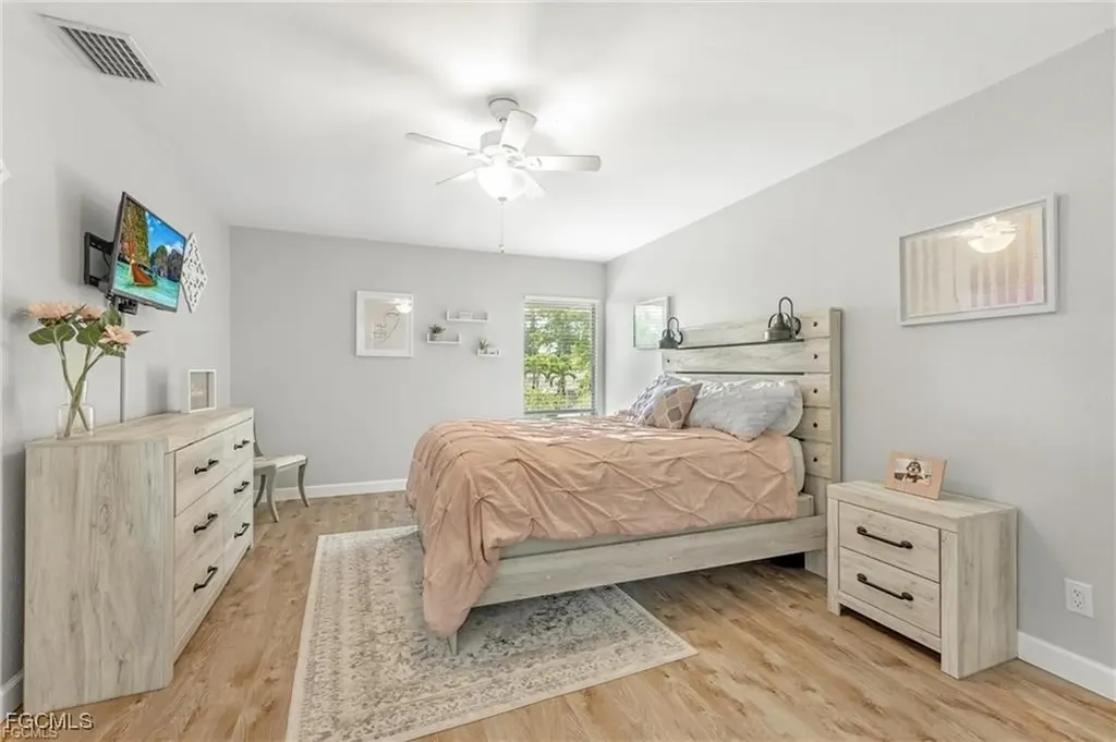 4251 Island Circle Fort Myers FL 33919