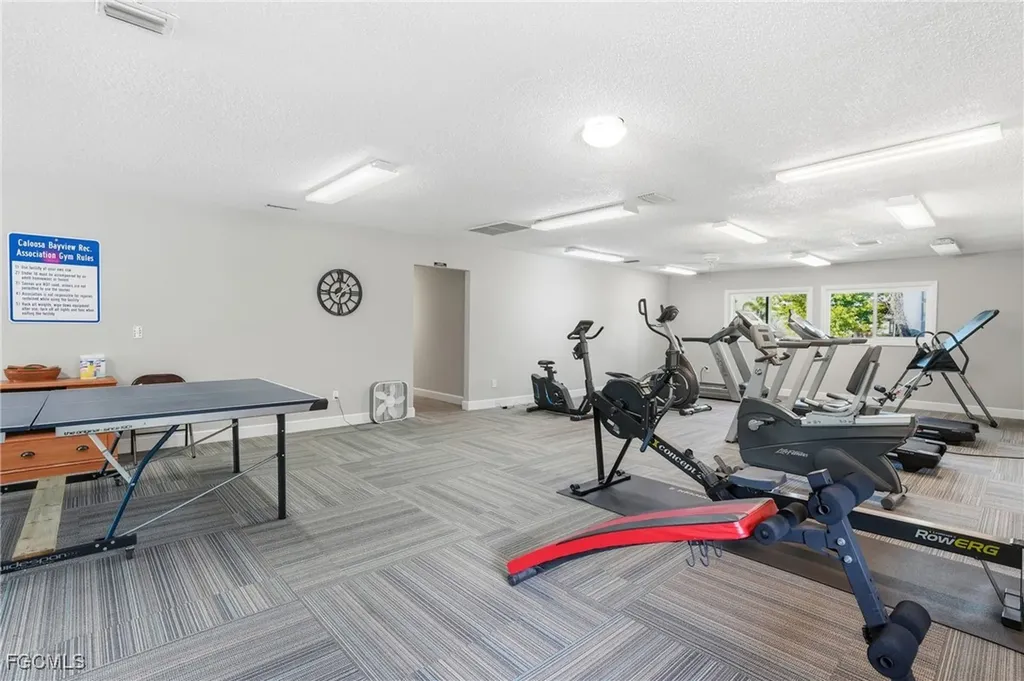 4251 Island Circle Fort Myers FL 33919