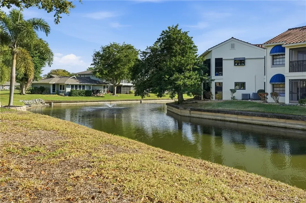 4251 Island Circle Fort Myers FL 33919