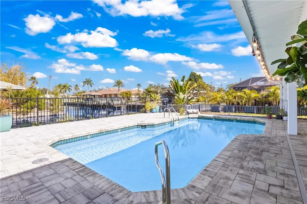 3446 Pinetree Drive St. James City FL 33956