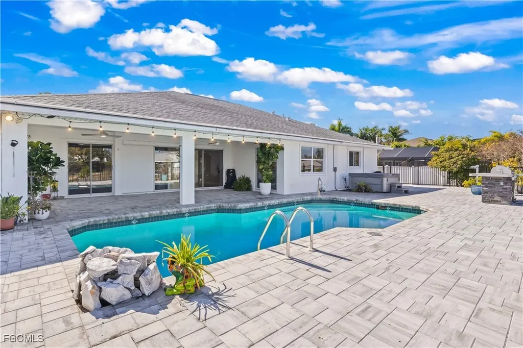 3446 Pinetree Drive St. James City FL 33956