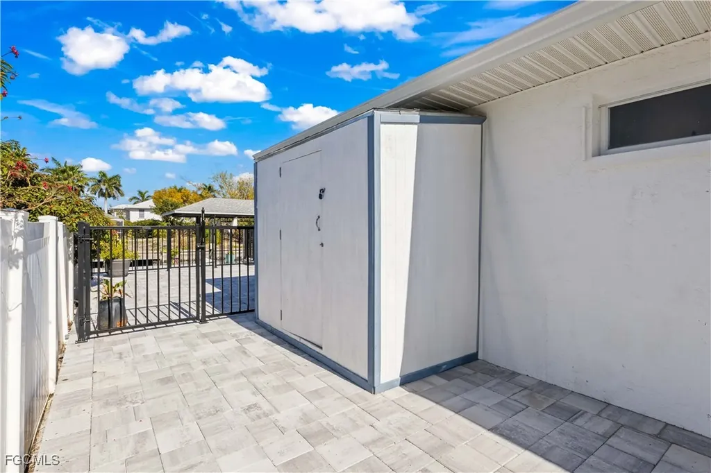3446 Pinetree Drive St. James City FL 33956
