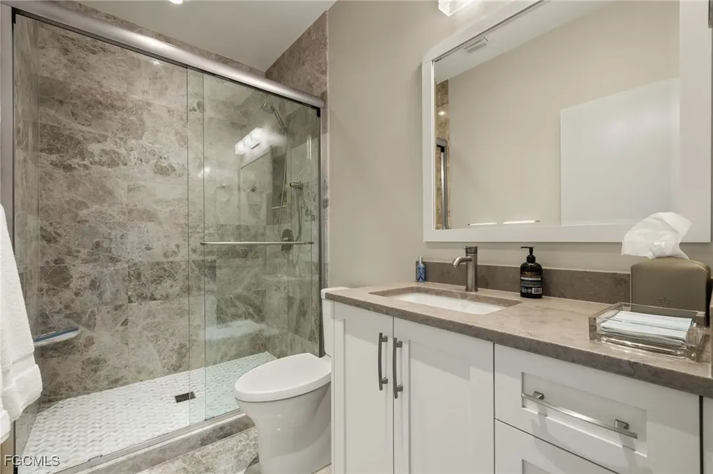 2400 Los Colony Road Sanibel FL 33957
