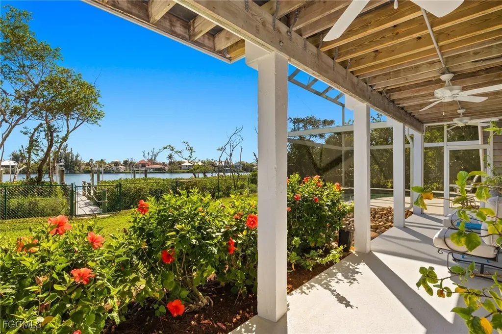 2400 Los Colony Road Sanibel FL 33957