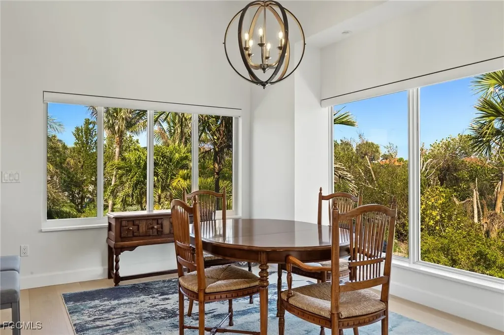 2400 Los Colony Road Sanibel FL 33957