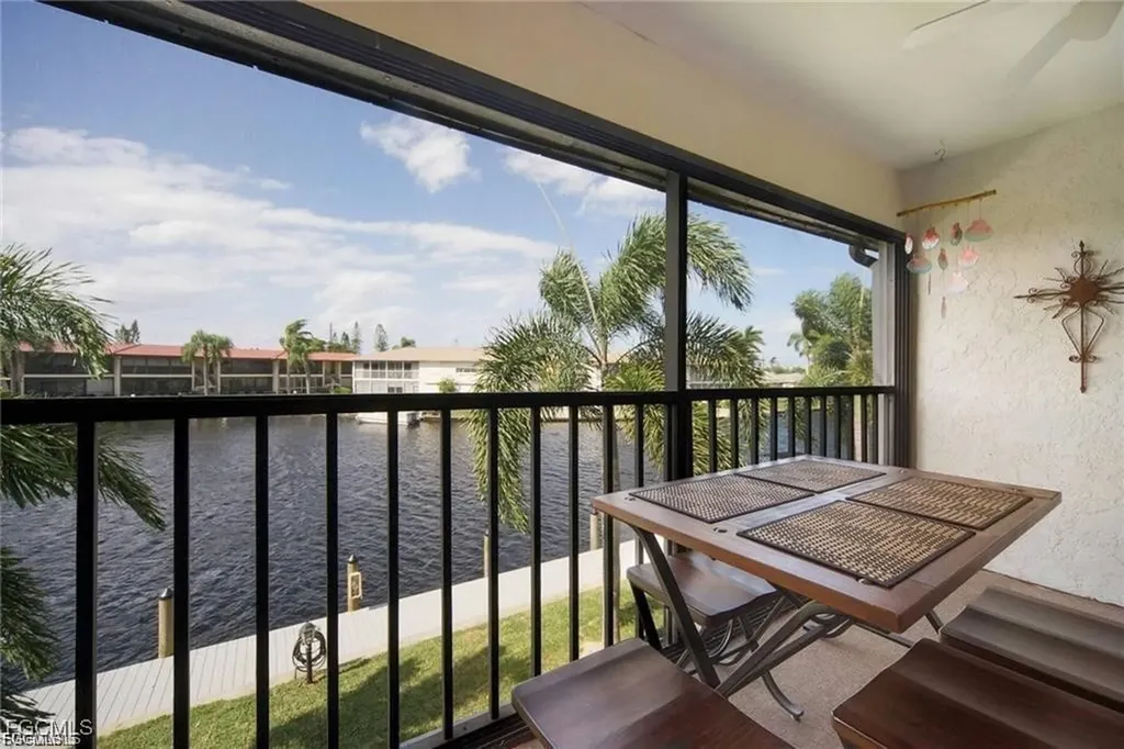 4722 SE 1st Place Cape Coral FL 33904